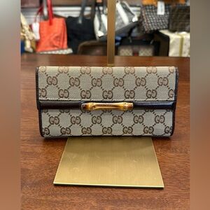 *Sold* Gucci bamboo wallet